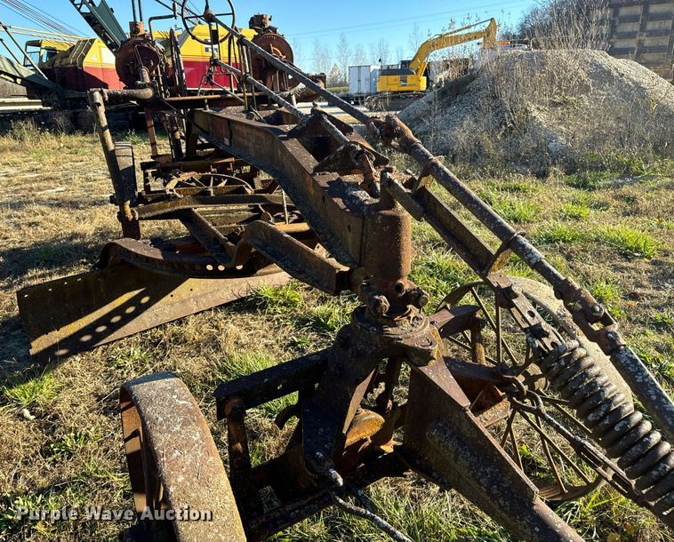 image for item DP6731 Galion pull type grader