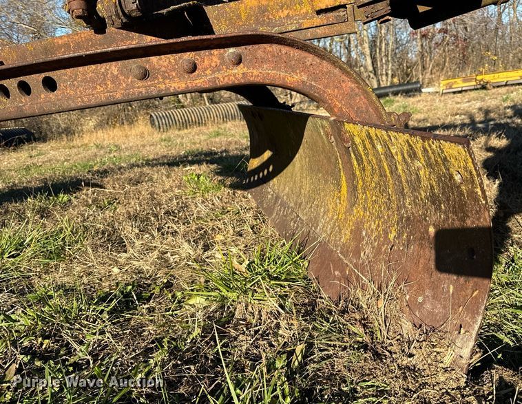 image for item DP6731 Galion pull type grader