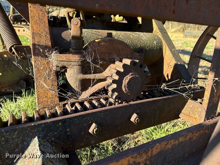 image for item DP6731 Galion pull type grader