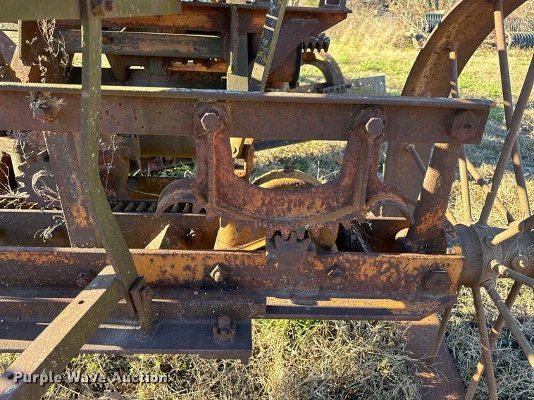 image for item DP6731 Galion pull type grader