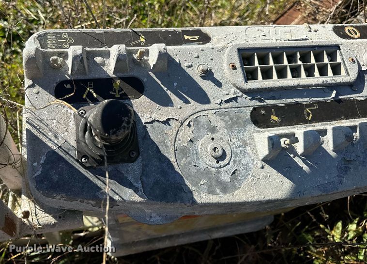 image for item DP6734 1998 JLG 601S boom lift