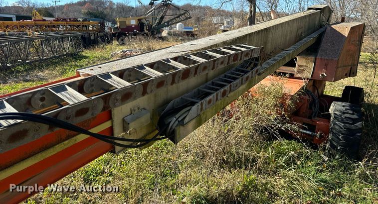 image for item DP6734 1998 JLG 601S boom lift