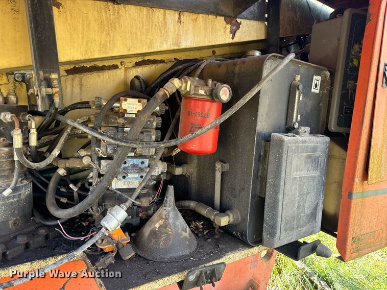 image for item DP6734 1998 JLG 601S boom lift