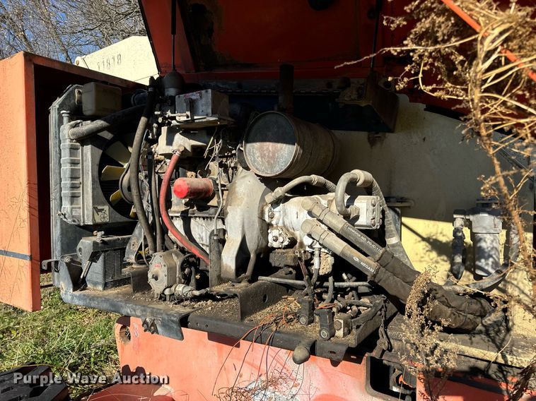 image for item DP6734 1998 JLG 601S boom lift