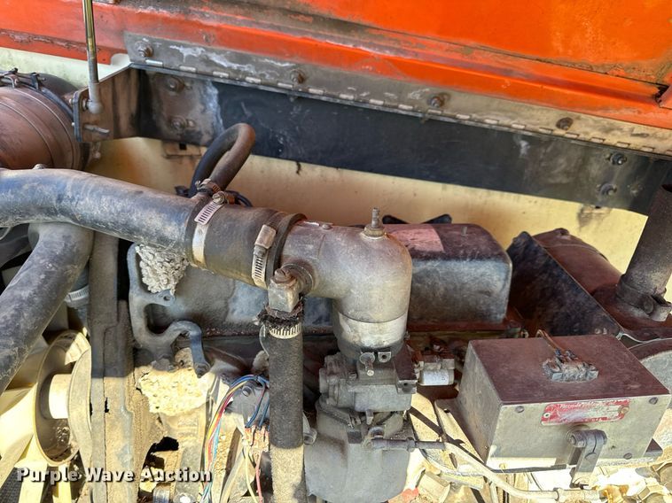 image for item DP6734 1998 JLG 601S boom lift