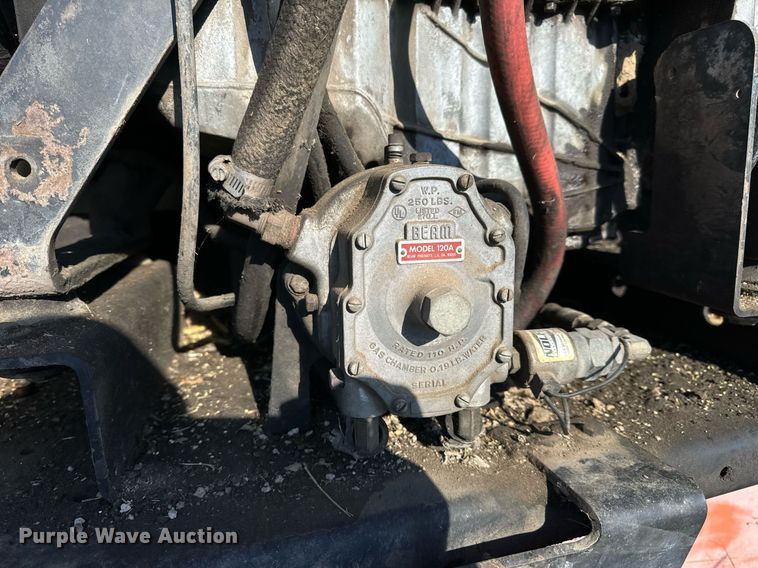 image for item DP6734 1998 JLG 601S boom lift