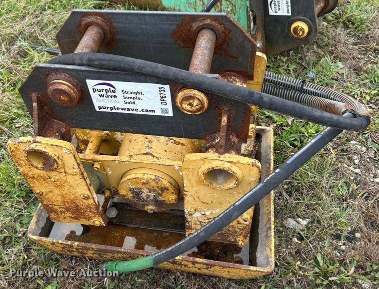 image for item DP6735 Plate compactor