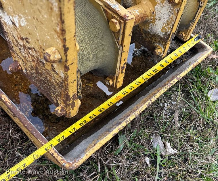 image for item DP6735 Plate compactor