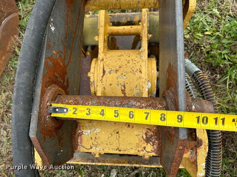 image for item DP6735 Plate compactor