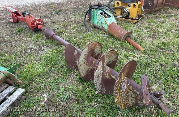 image for item DP6737 TH80M digger derrick auger