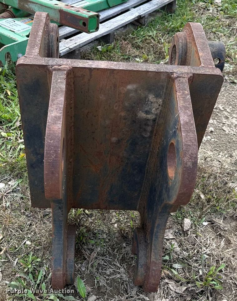 image for item DP6738 CP excavator quick coupler