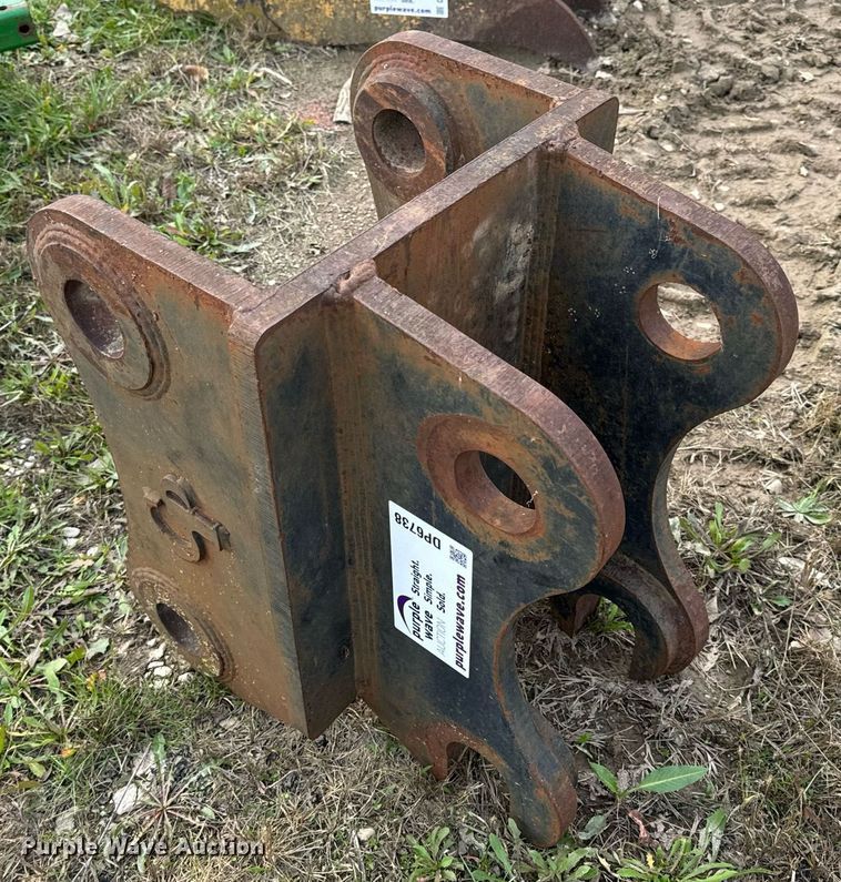 image for item DP6738 CP excavator quick coupler