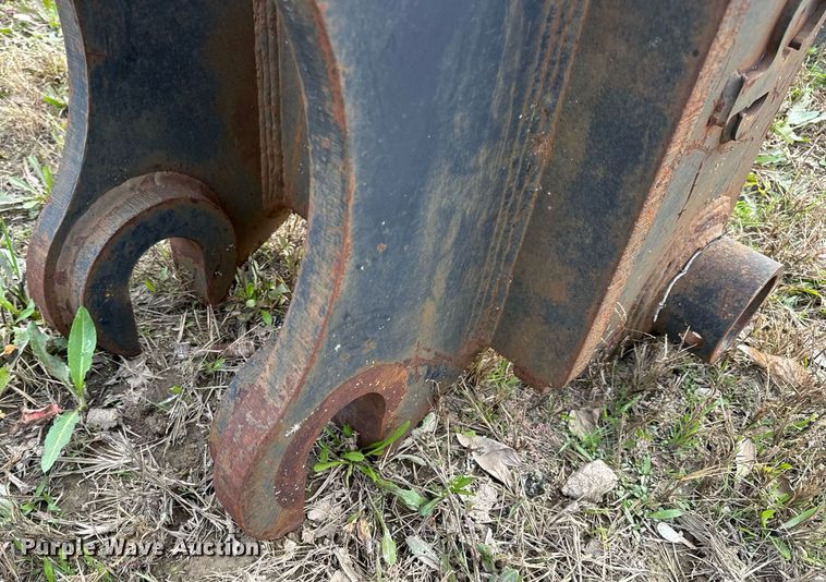 image for item DP6738 CP excavator quick coupler