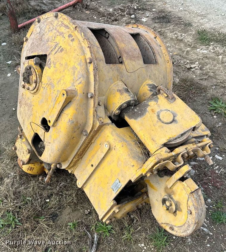 image for item DP6743 Caterpillar crawler winch
