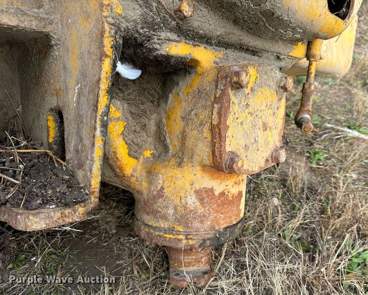 image for item DP6743 Caterpillar crawler winch