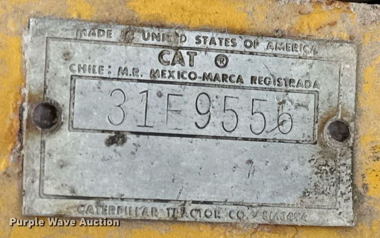 image for item DP6743 Caterpillar crawler winch