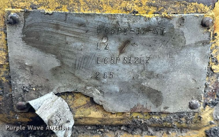 image for item DP6747 (2) Caterpillar dozer blades