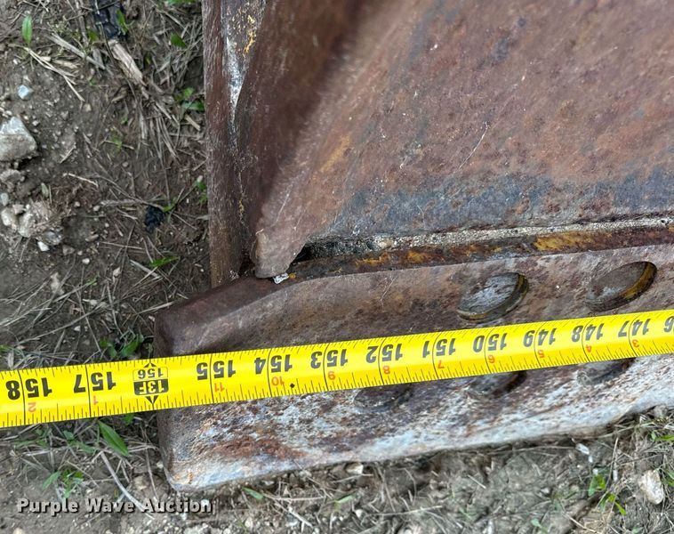 image for item DP6747 (2) Caterpillar dozer blades