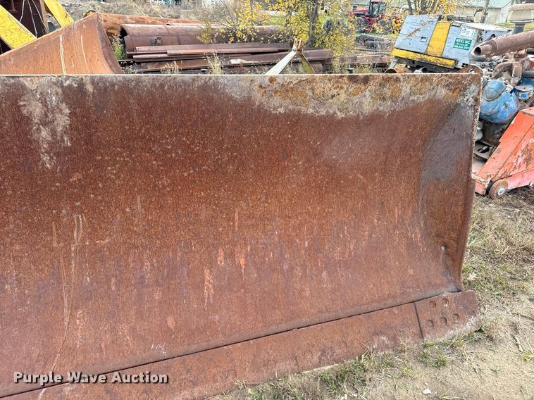 image for item DP6747 (2) Caterpillar dozer blades