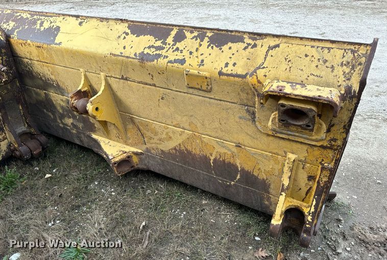 image for item DP6747 (2) Caterpillar dozer blades