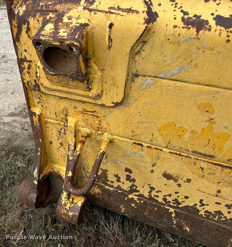 image for item DP6747 (2) Caterpillar dozer blades