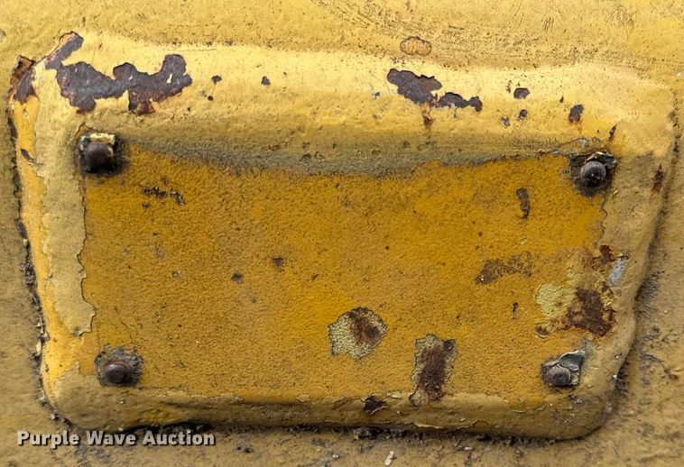 image for item DP6747 (2) Caterpillar dozer blades