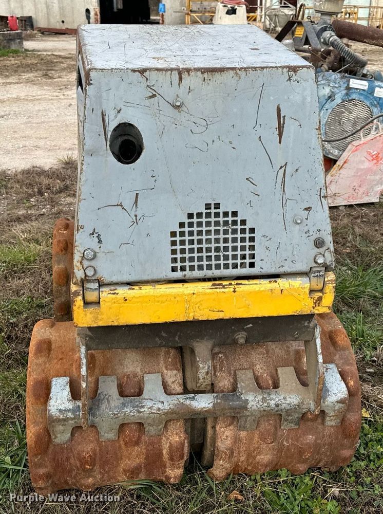 image for item DP6749 2000 Bomag BMP851 trench compactor