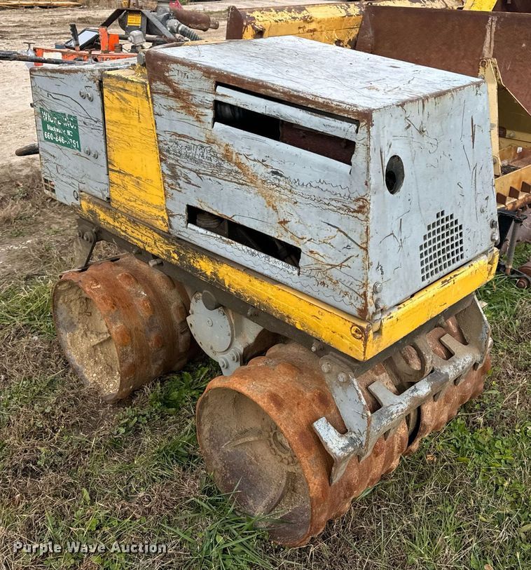 image for item DP6749 2000 Bomag BMP851 trench compactor