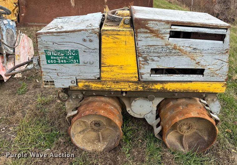 image for item DP6749 2000 Bomag BMP851 trench compactor