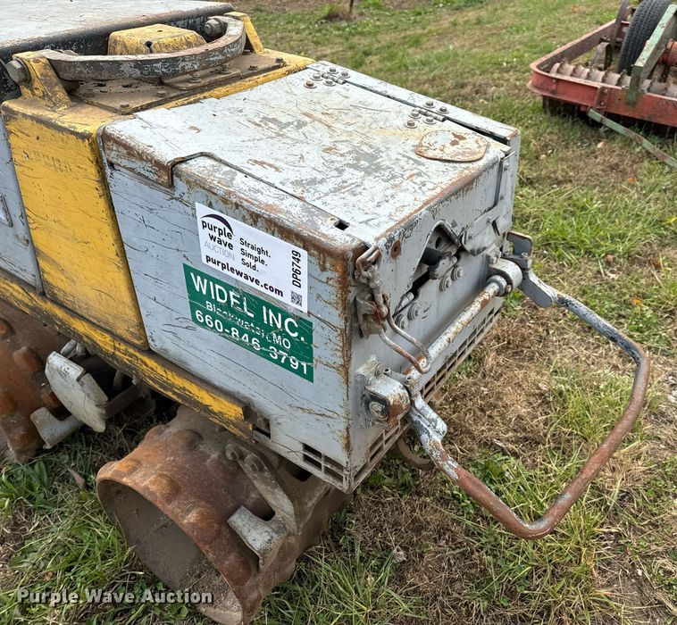 image for item DP6749 2000 Bomag BMP851 trench compactor