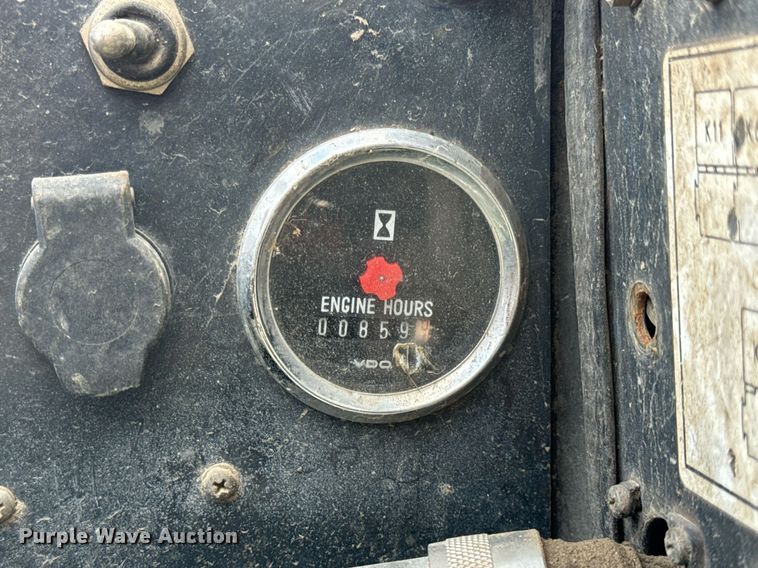 image for item DP6749 2000 Bomag BMP851 trench compactor