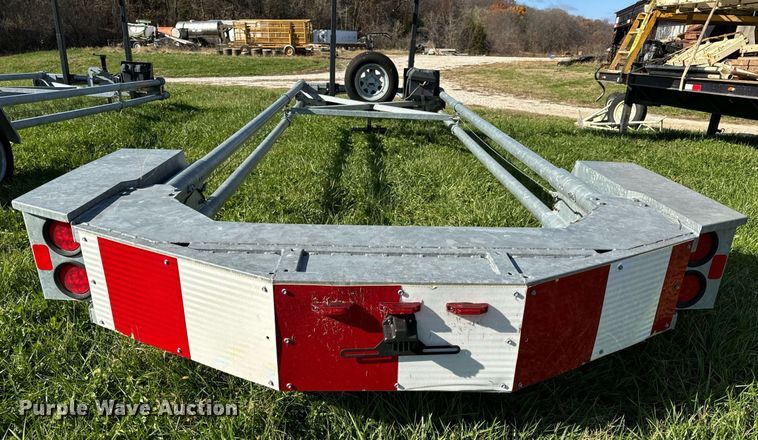 image for item DP6761 2014 Vorteq VTQ-TL3 crash attenuator trailer