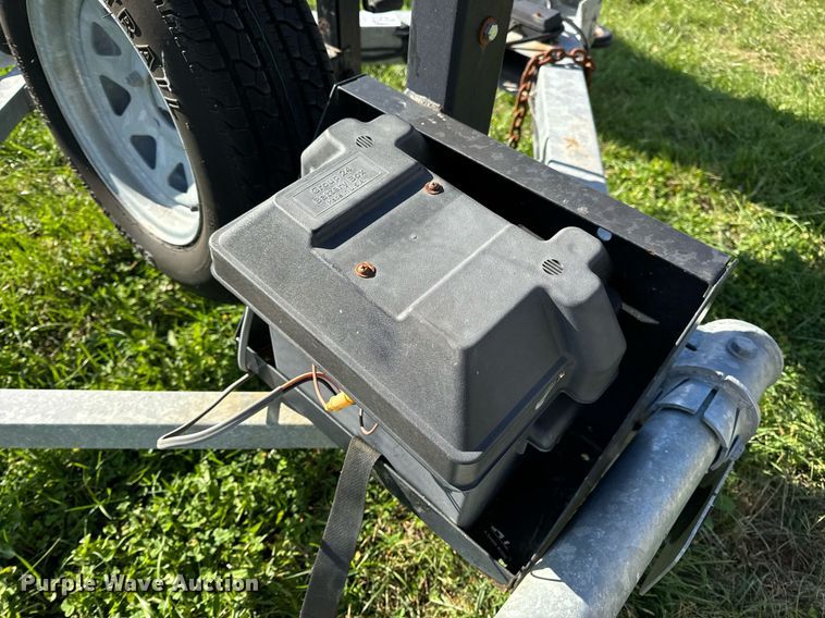 image for item DP6761 2014 Vorteq VTQ-TL3 crash attenuator trailer