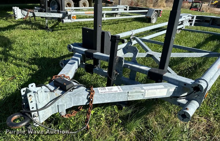 image for item DP6762 2014 Vorteq VTQ-TL3 crash attenuator trailer