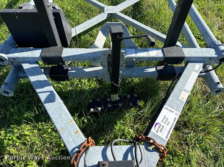 image for item DP6762 2014 Vorteq VTQ-TL3 crash attenuator trailer