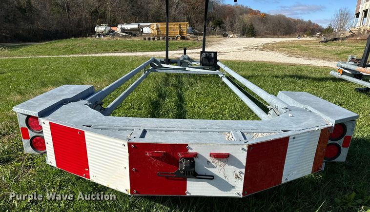 image for item DP6762 2014 Vorteq VTQ-TL3 crash attenuator trailer