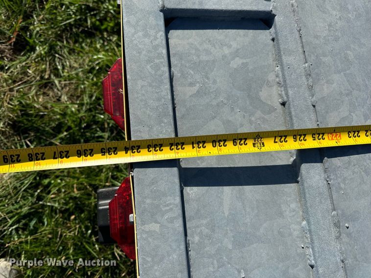 image for item DP6762 2014 Vorteq VTQ-TL3 crash attenuator trailer