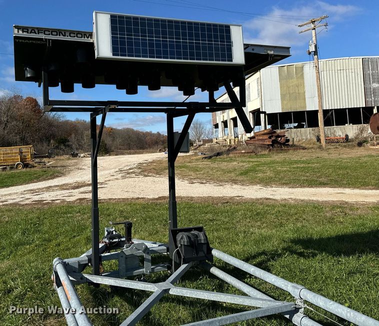 image for item DP6762 2014 Vorteq VTQ-TL3 crash attenuator trailer