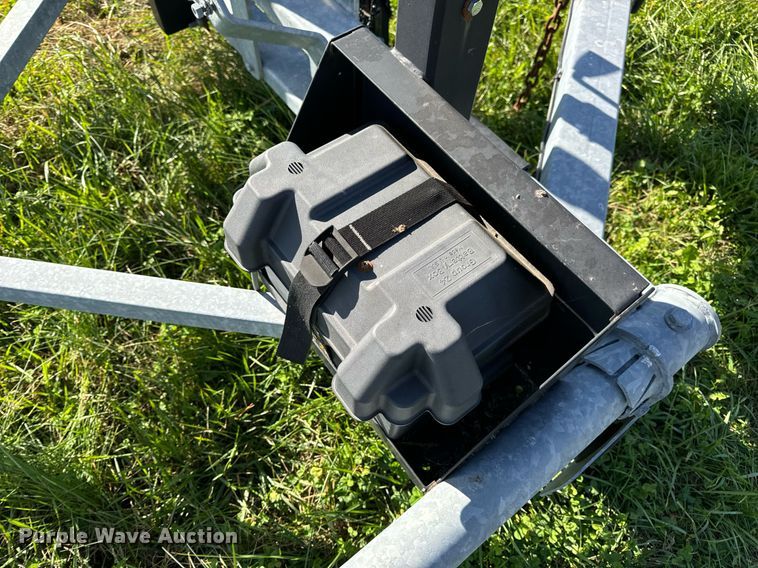 image for item DP6762 2014 Vorteq VTQ-TL3 crash attenuator trailer