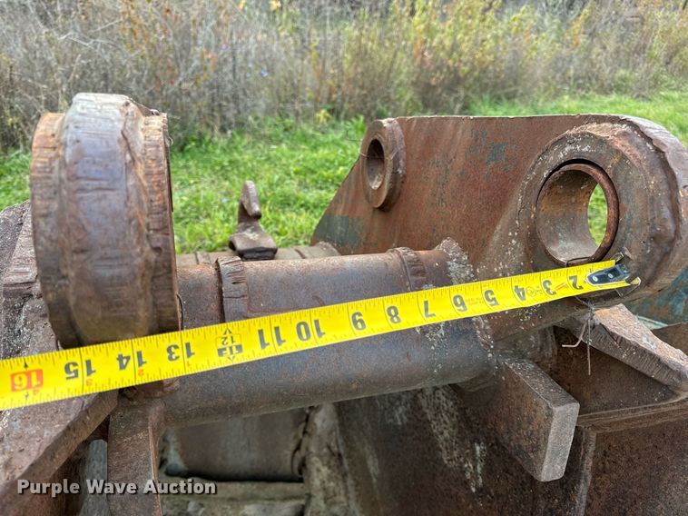 image for item DP6763 (2) excavator buckets