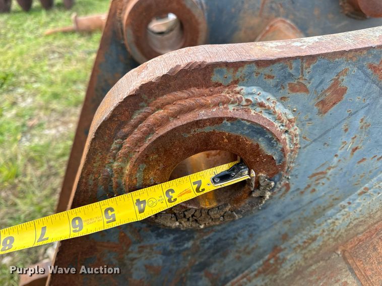 image for item DP6764 (2) excavator buckets