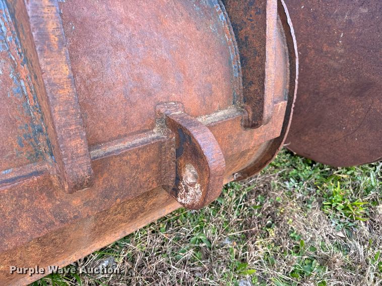 image for item DP6764 (2) excavator buckets