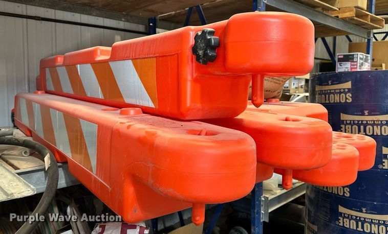 image for item DP6767 Airport safety equipment 