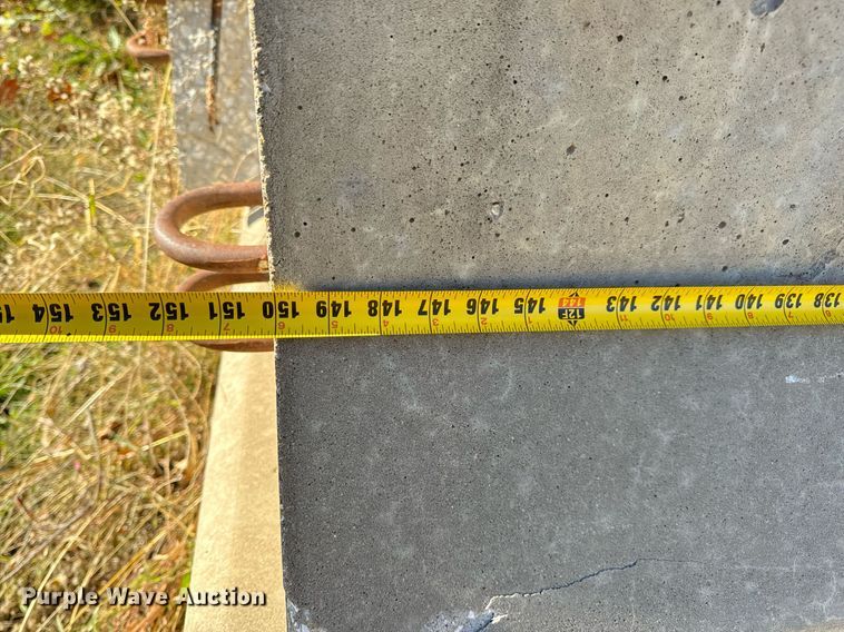 image for item DP6770 (22) concrete barriers