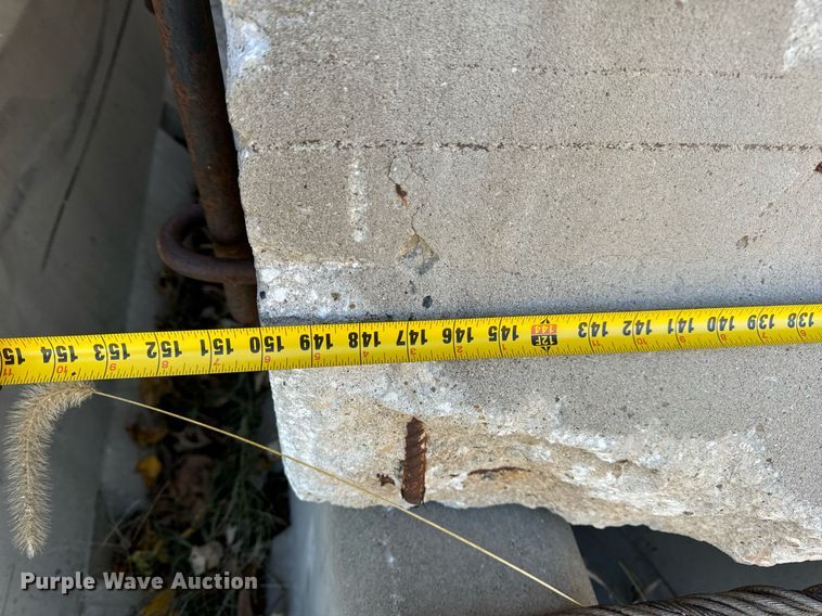 image for item DP6771 (25) concrete barriers