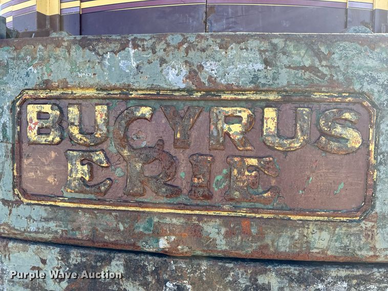 image for item DP6773 1965 Bucyrus-Erie 30-B Series Three crane