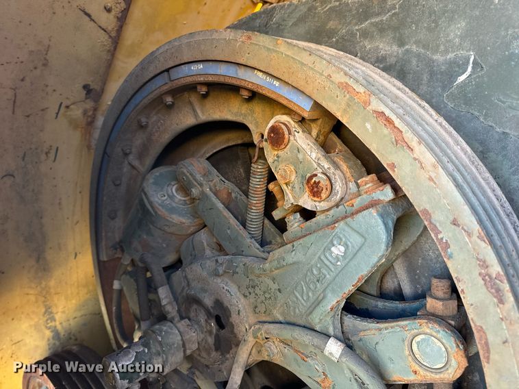 image for item DP6773 1965 Bucyrus-Erie 30-B Series Three crane