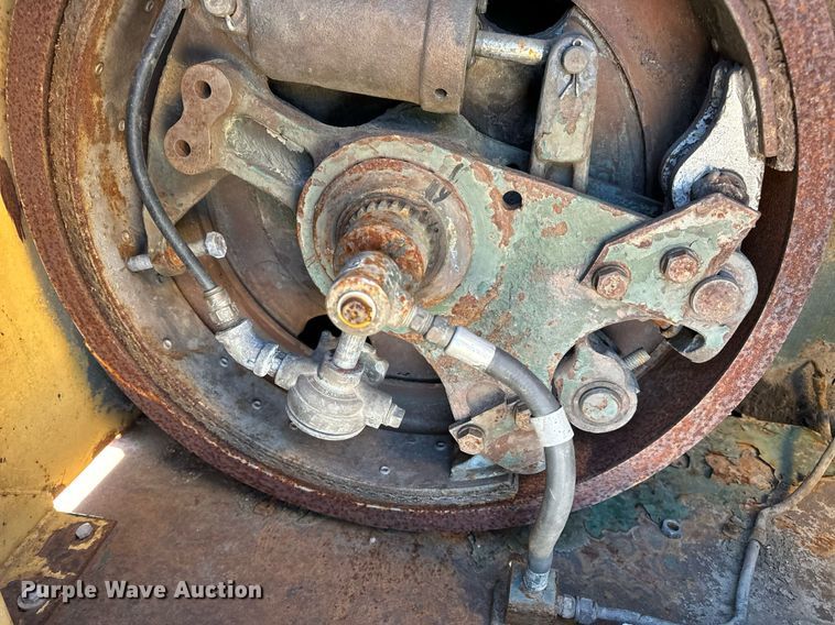 image for item DP6773 1965 Bucyrus-Erie 30-B Series Three crane