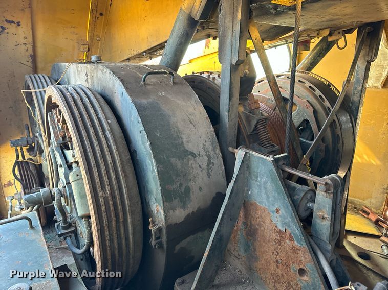 image for item DP6773 1965 Bucyrus-Erie 30-B Series Three crane