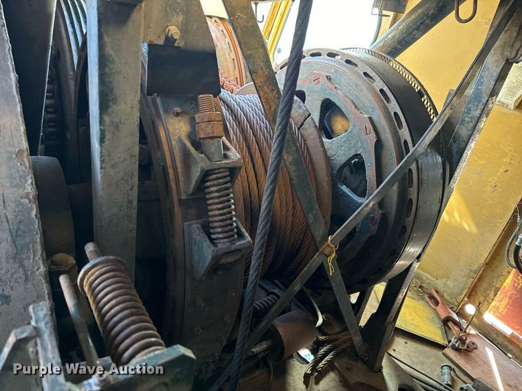 image for item DP6773 1965 Bucyrus-Erie 30-B Series Three crane